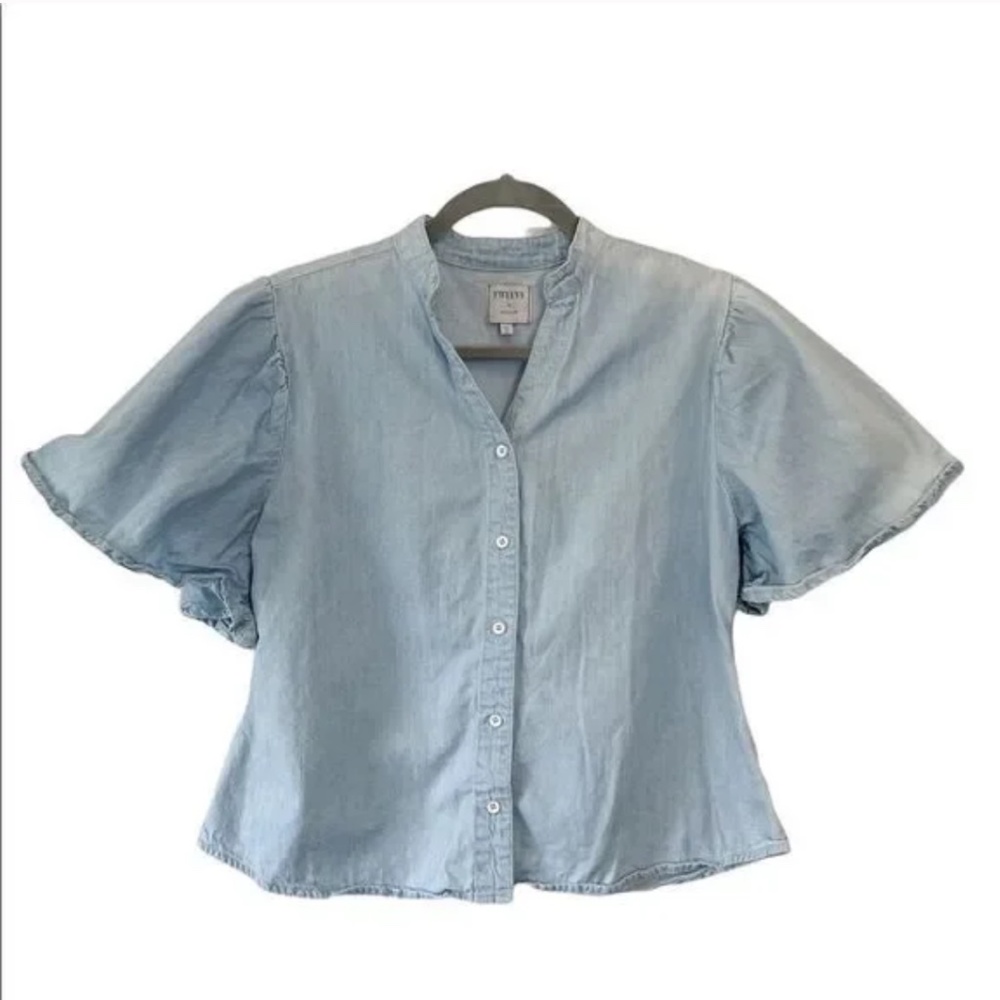Twelve by Ontwelfth light blue flutter sleeve denim chambray button down shirt